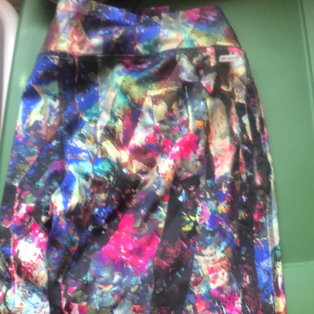 Danskin Now workout leggings